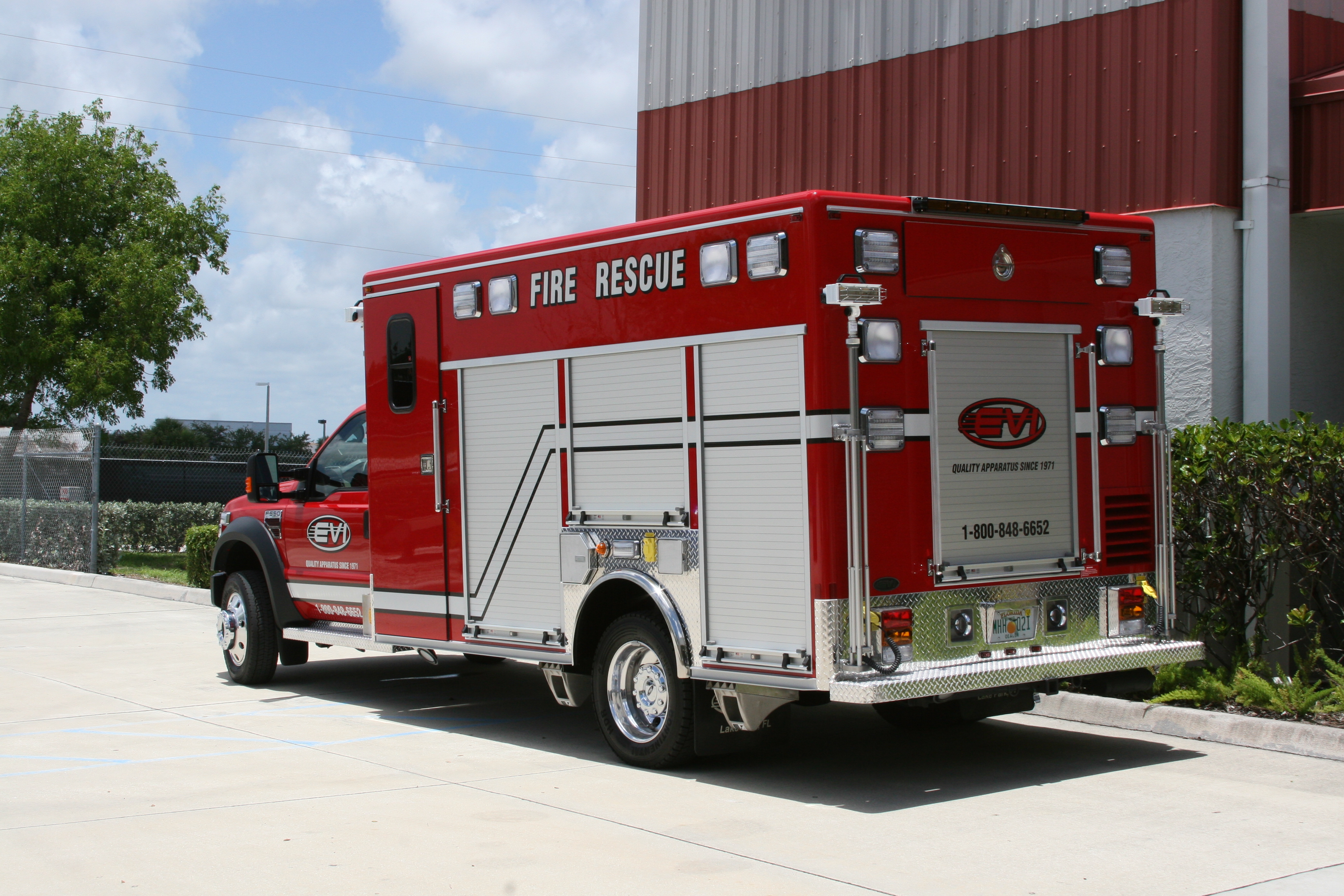 14-Ft. Crew Body Rescue Truck