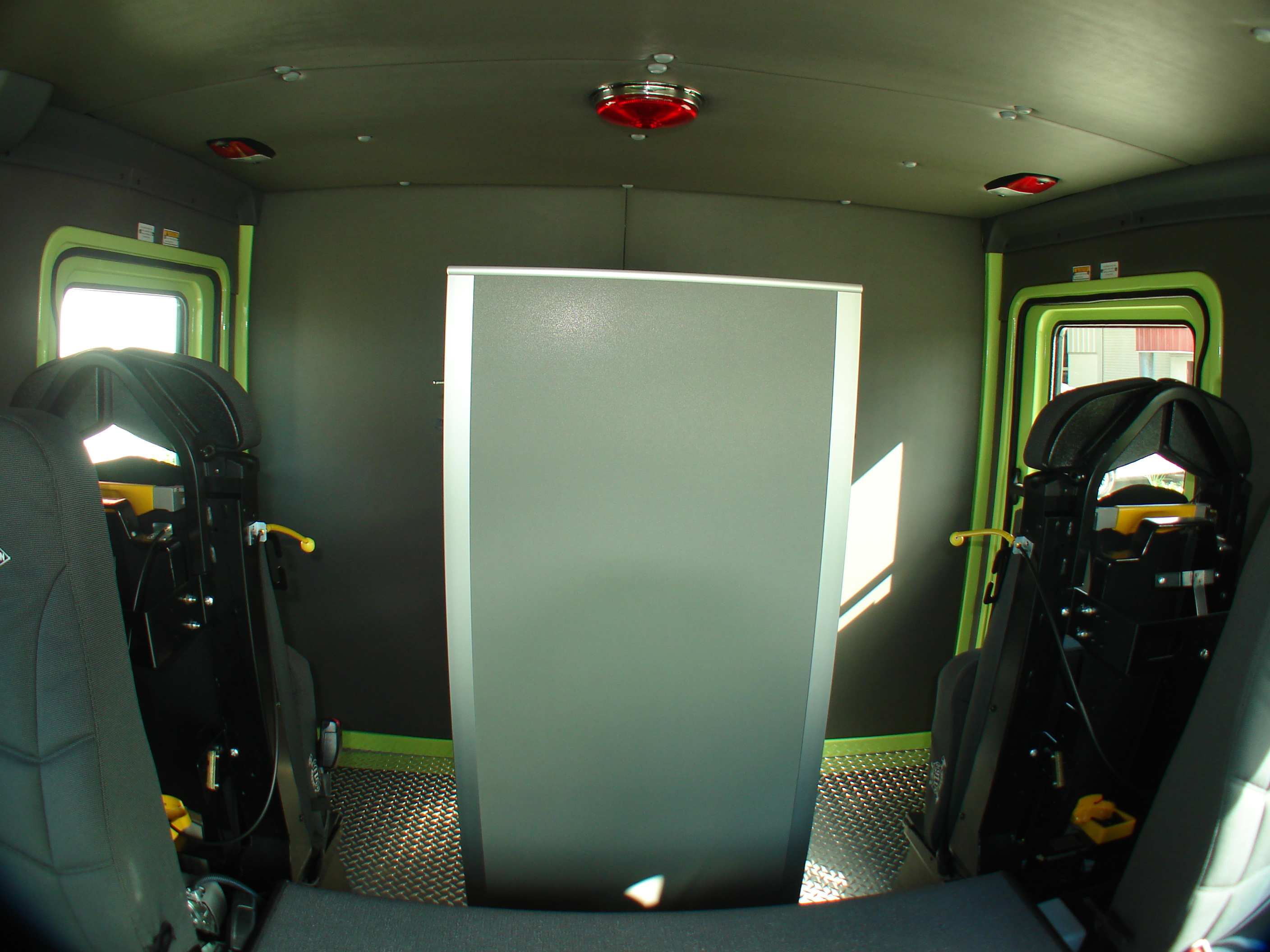 12-Ft. Non-Walk-In Rescue Truck