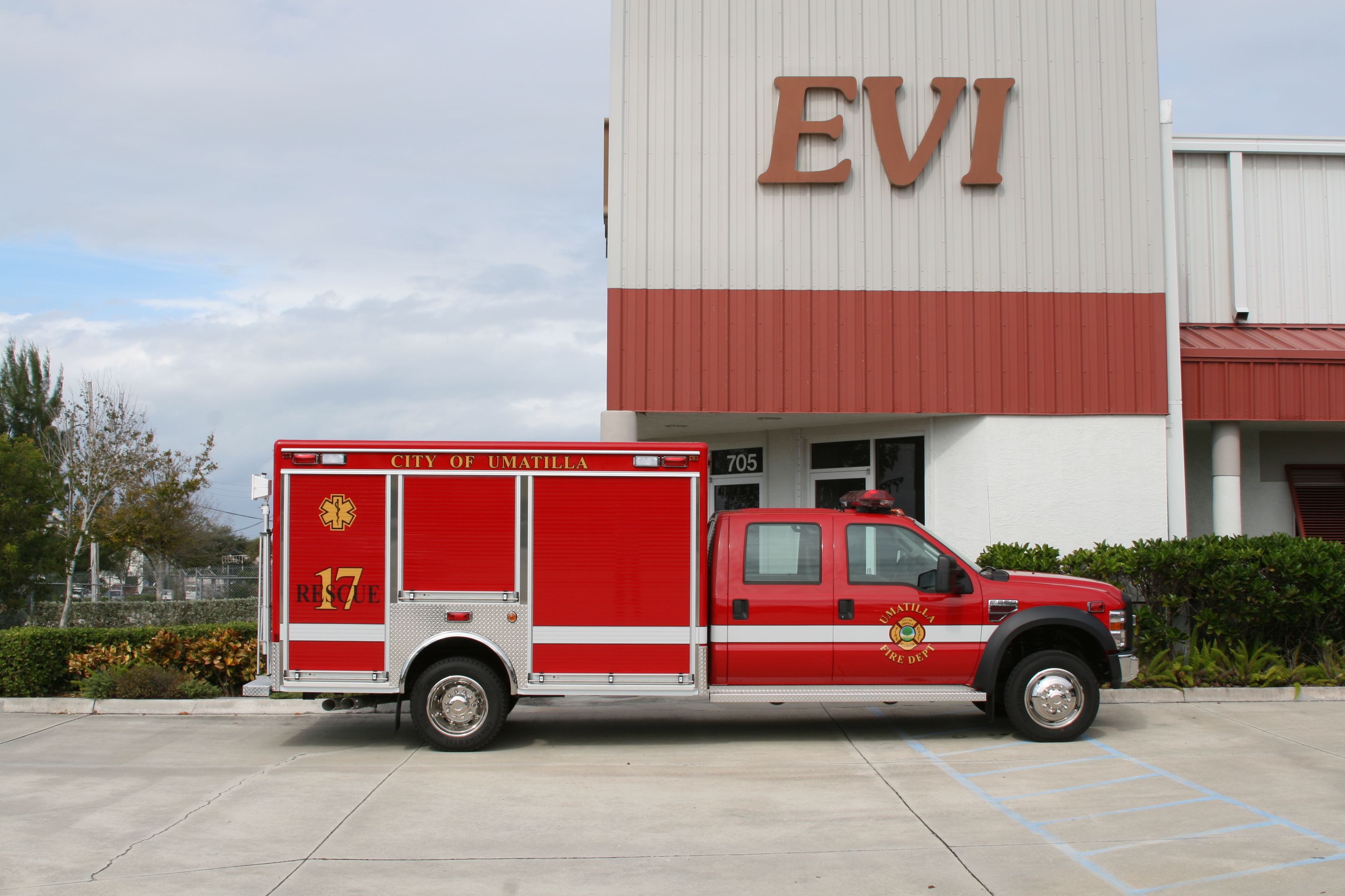12-Ft. Non-Walk-In Rescue Truck