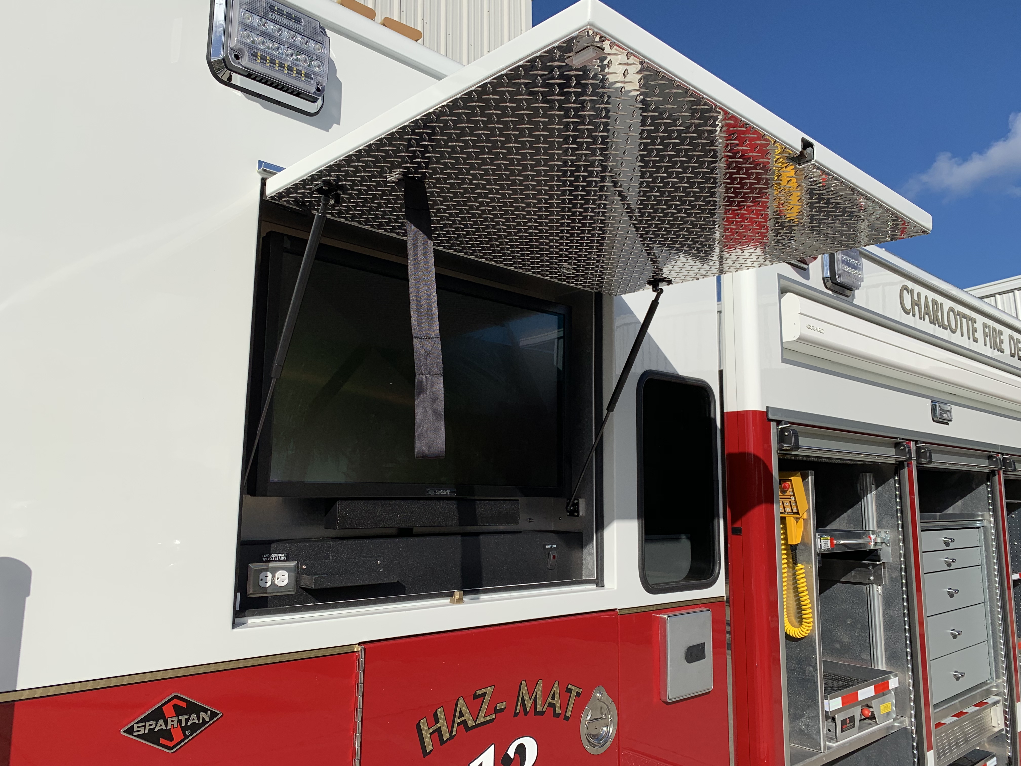 24-Ft. Hazmat Response Unit
