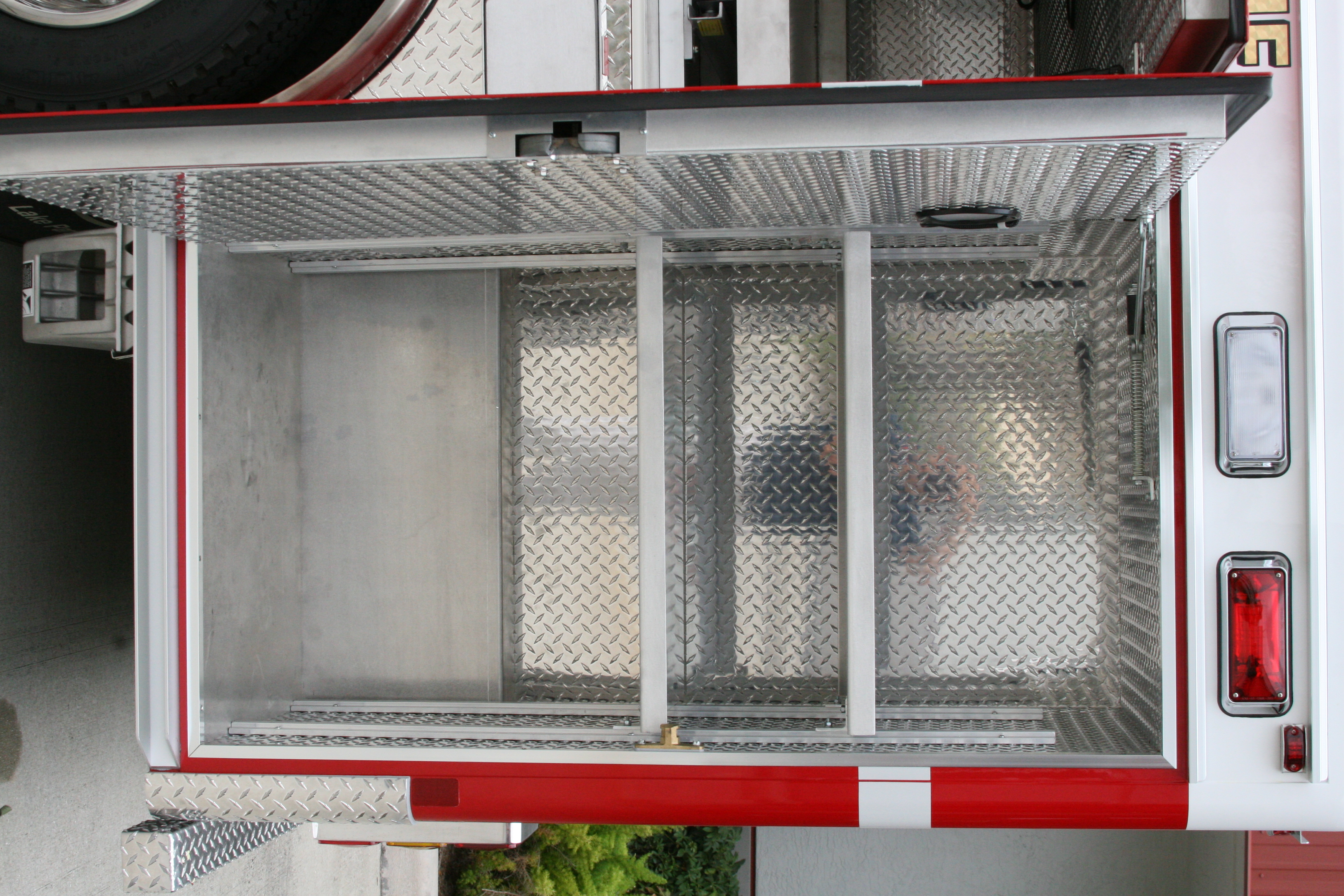 10-Ft. Non-Walk-In Rescue Truck