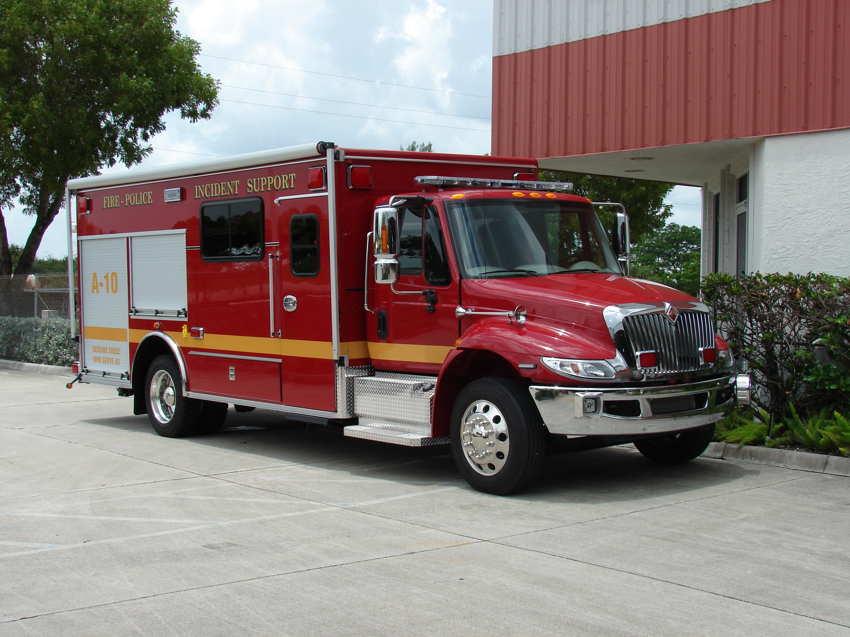 Crew Body Canteen / Rehab Unit Boston Sparks Association EVI