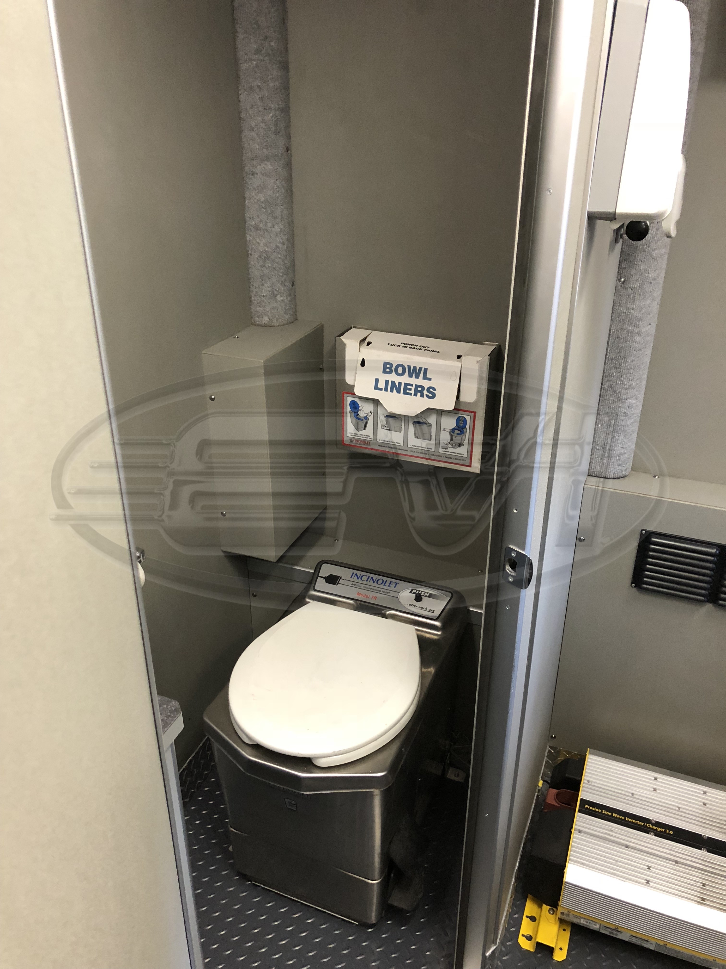 16-Ft. Walk-In DWI Mobile Processing