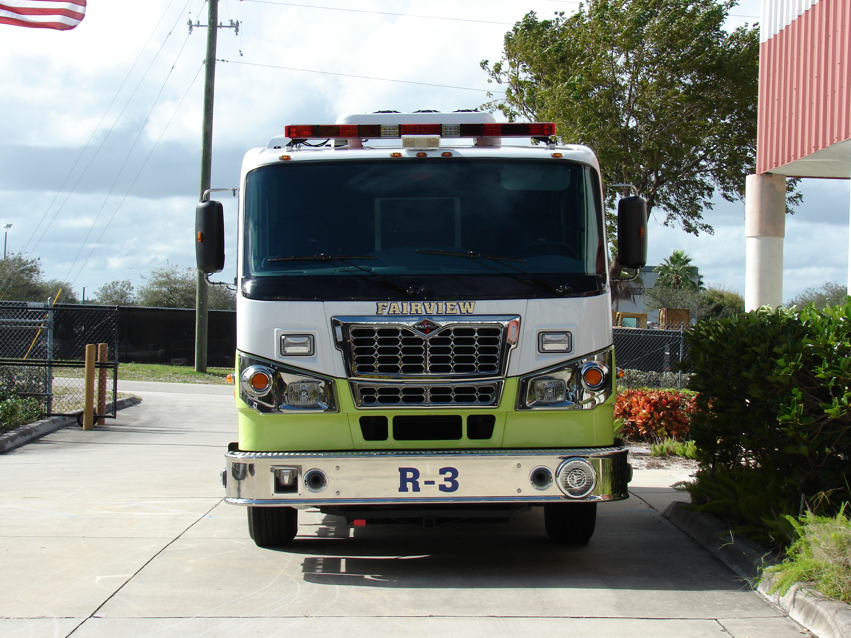 12-Ft. Non-Walk-In Rescue Truck