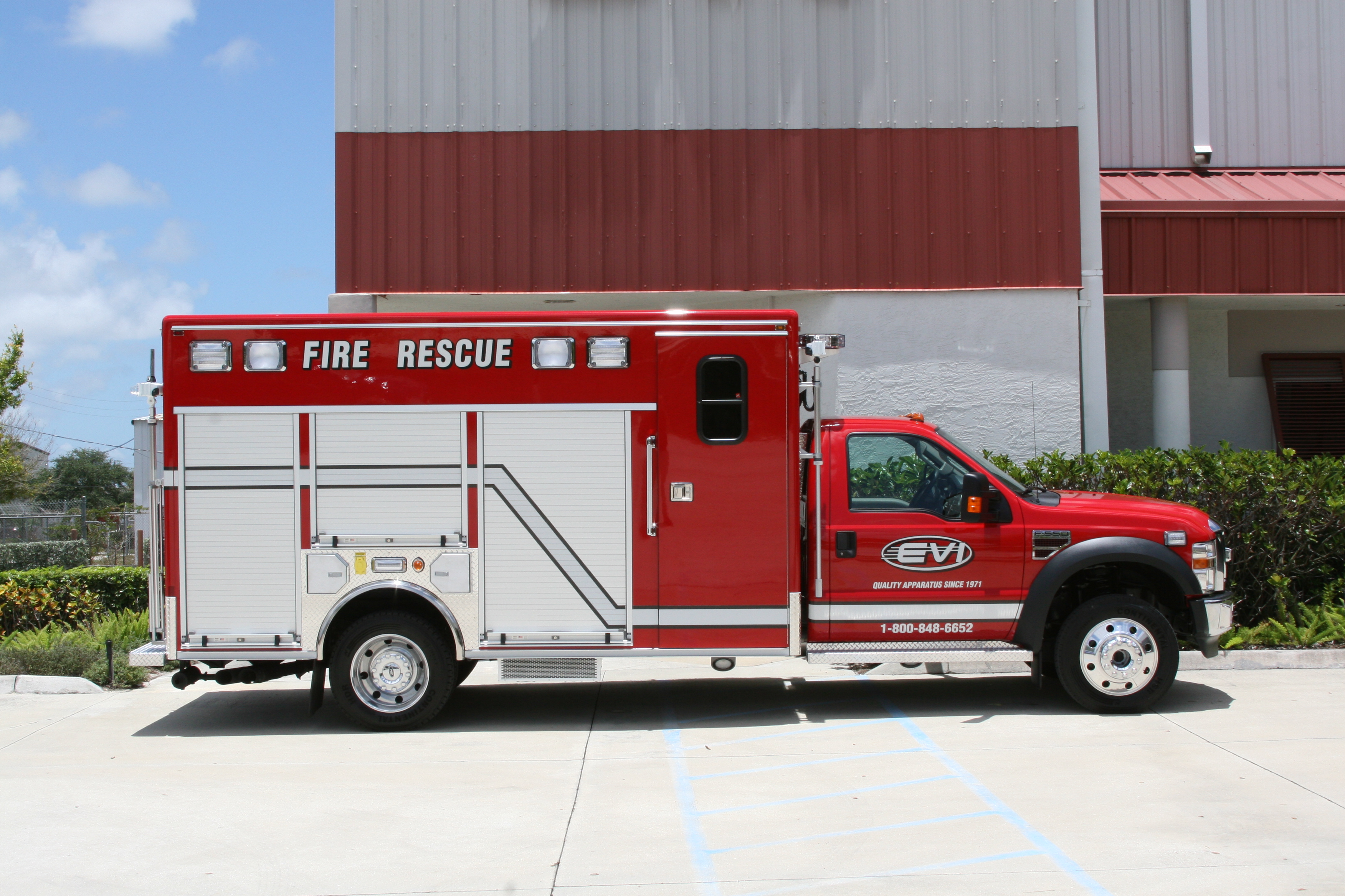14-Ft. Crew Body Rescue Truck