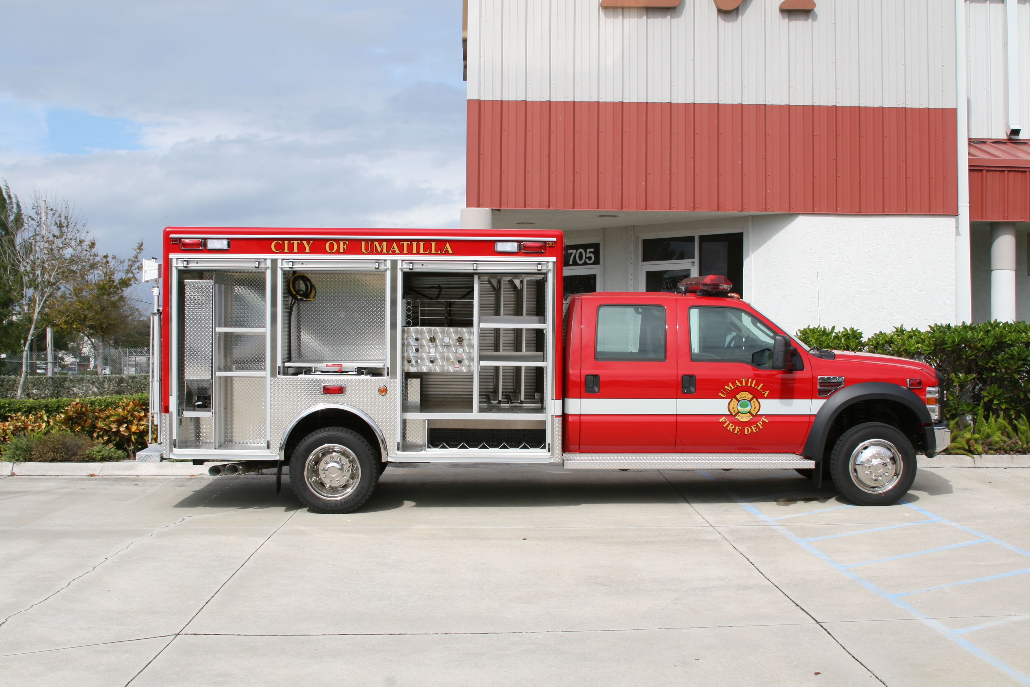 12-Ft. Non-Walk-In Rescue Truck