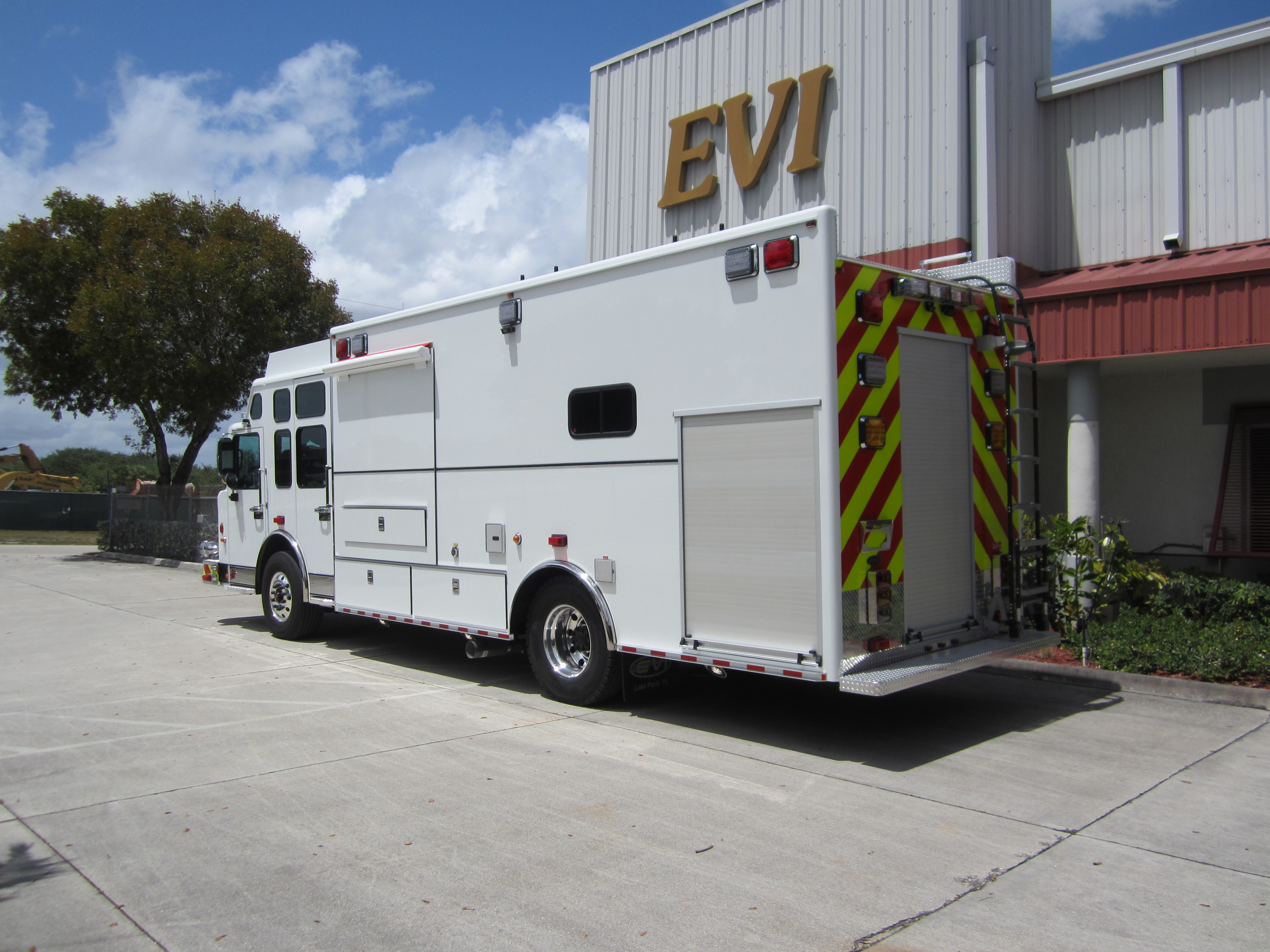 Mobile Command Vehicles - Fire Rescue | EVI
