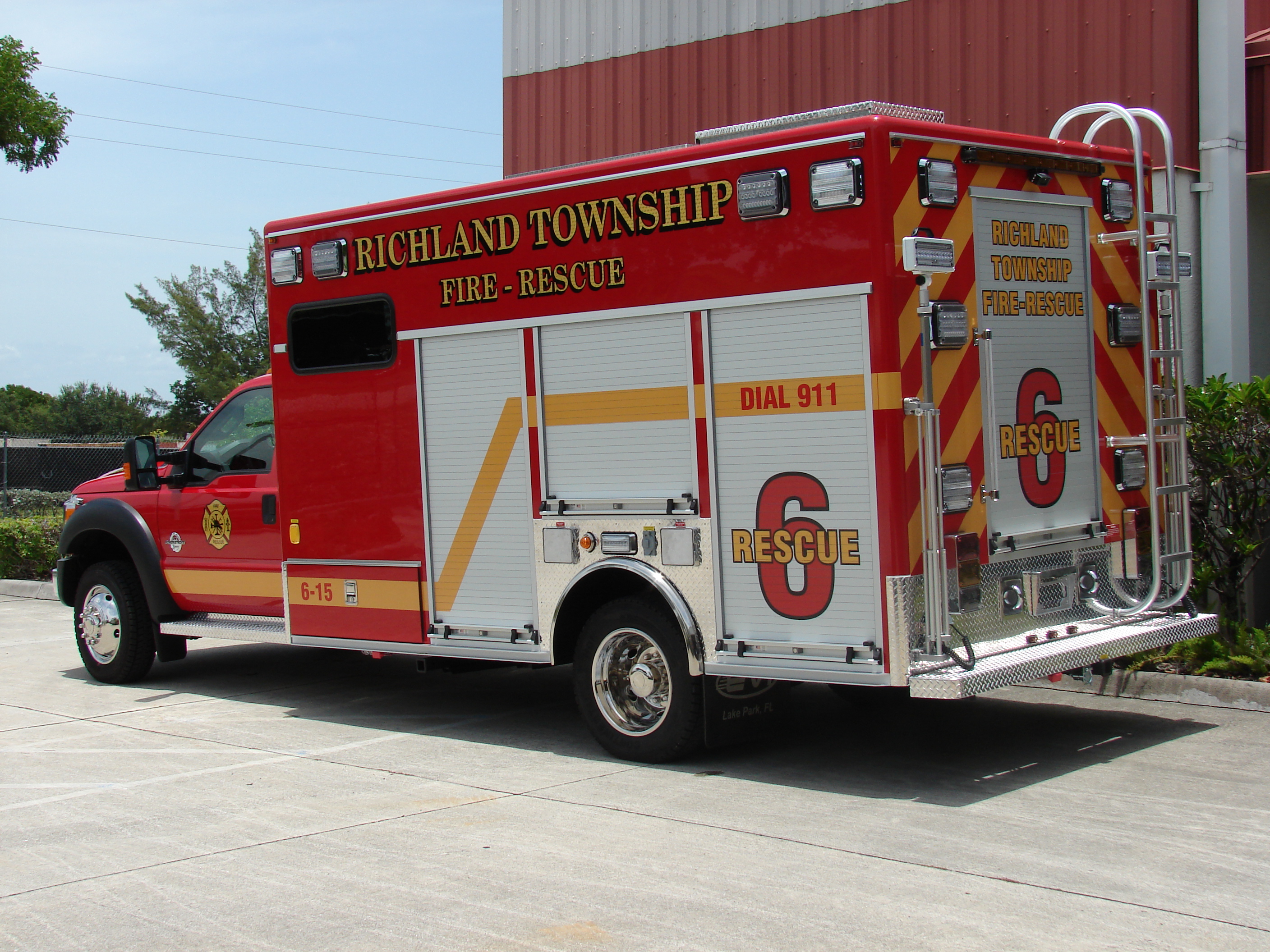 14-Ft. Crew Body Rescue Vehicle
