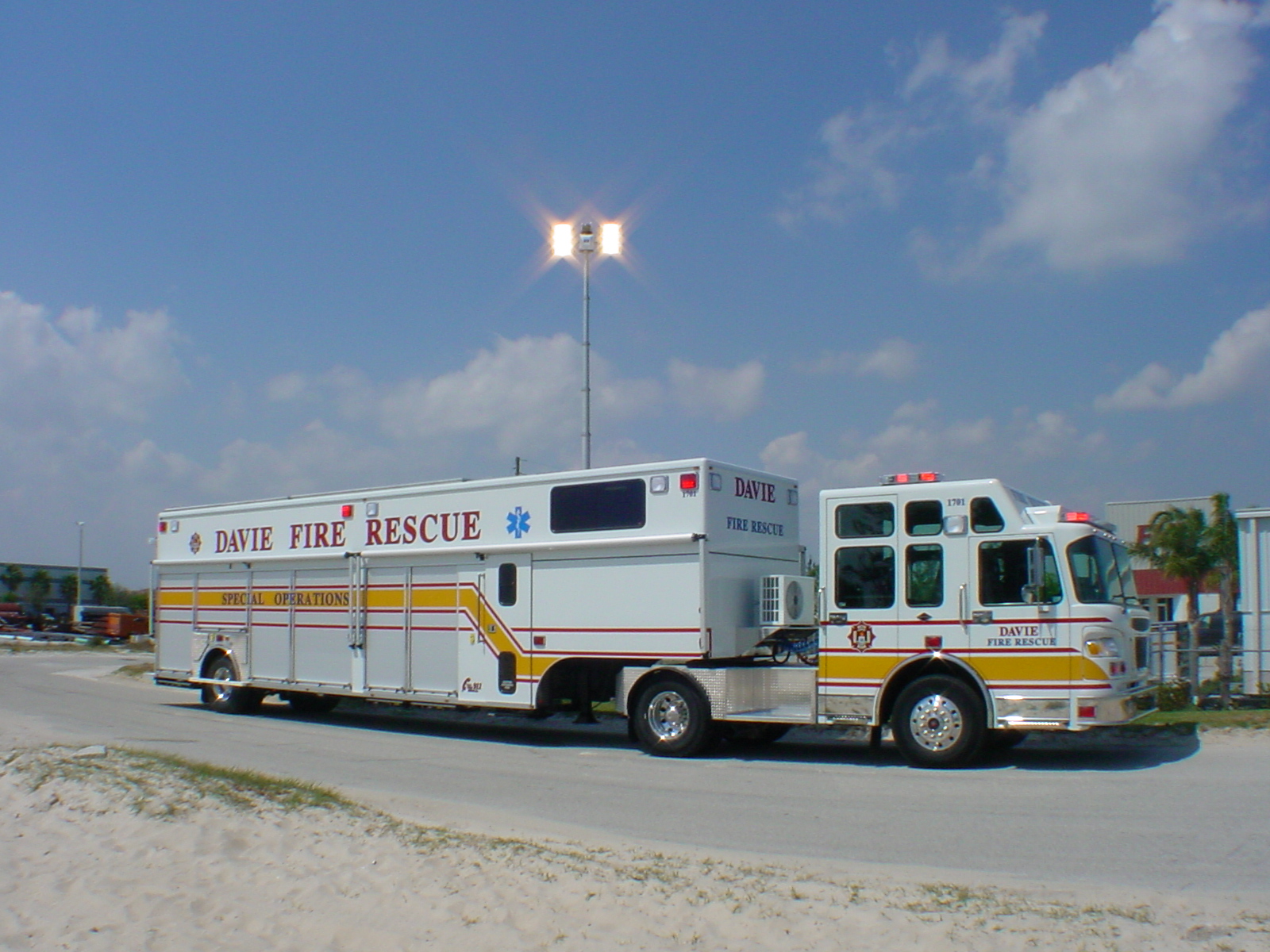 EVI 40-Ft. Battalion Command Vehicle