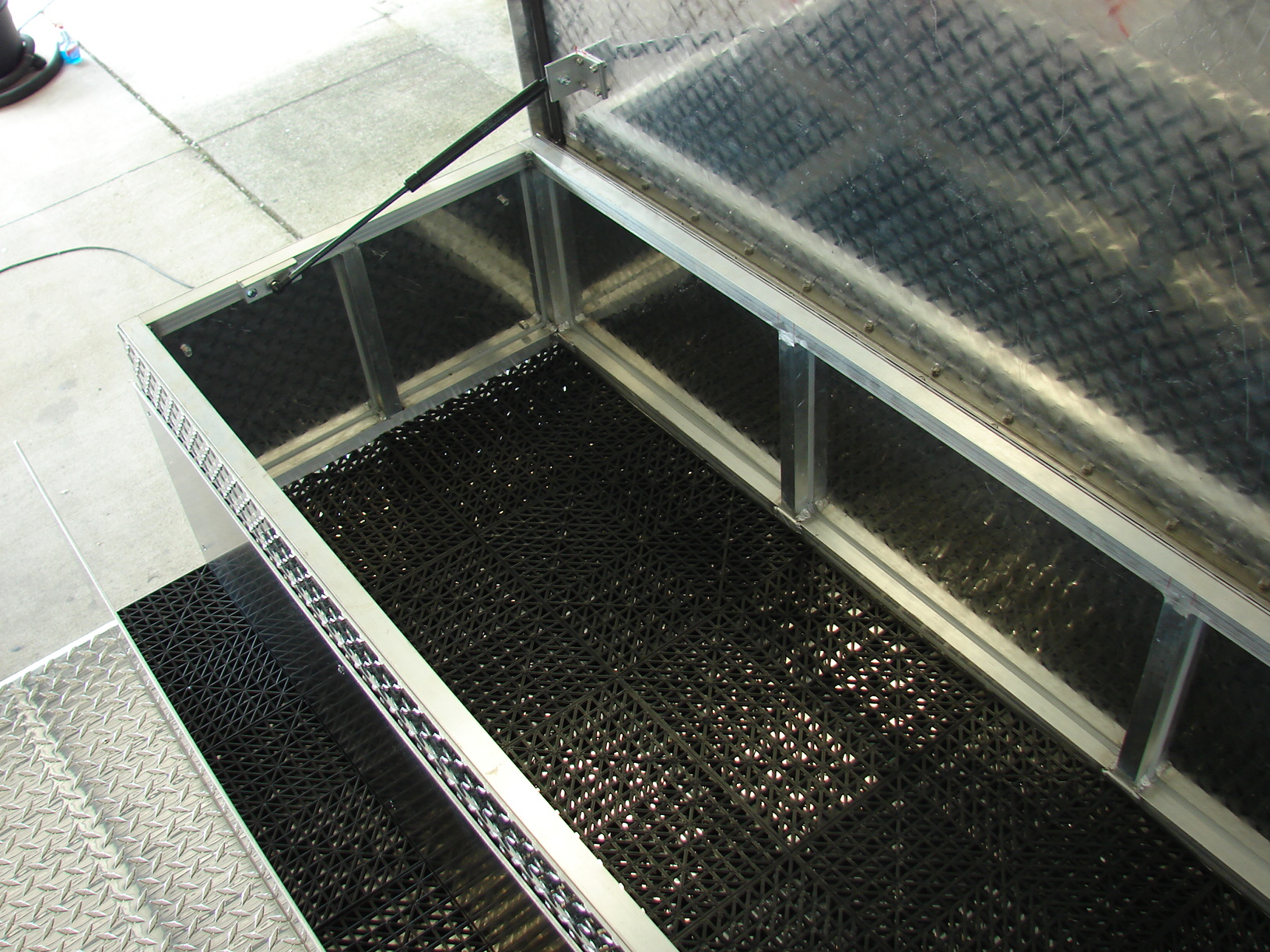 10-Ft. Non-Walk-In Quick Response