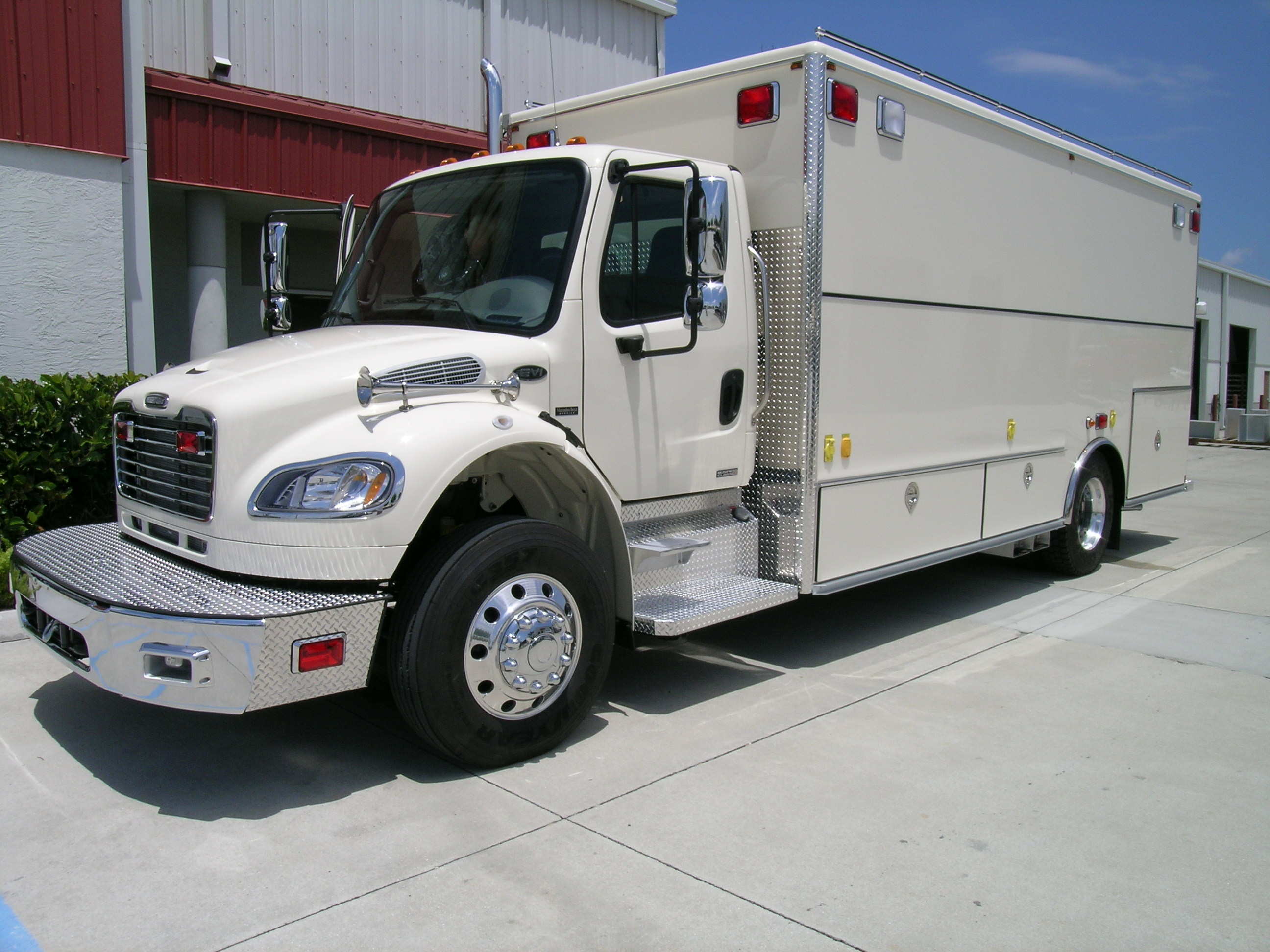 EVI 20-Ft Walk-In Explosive Disposal