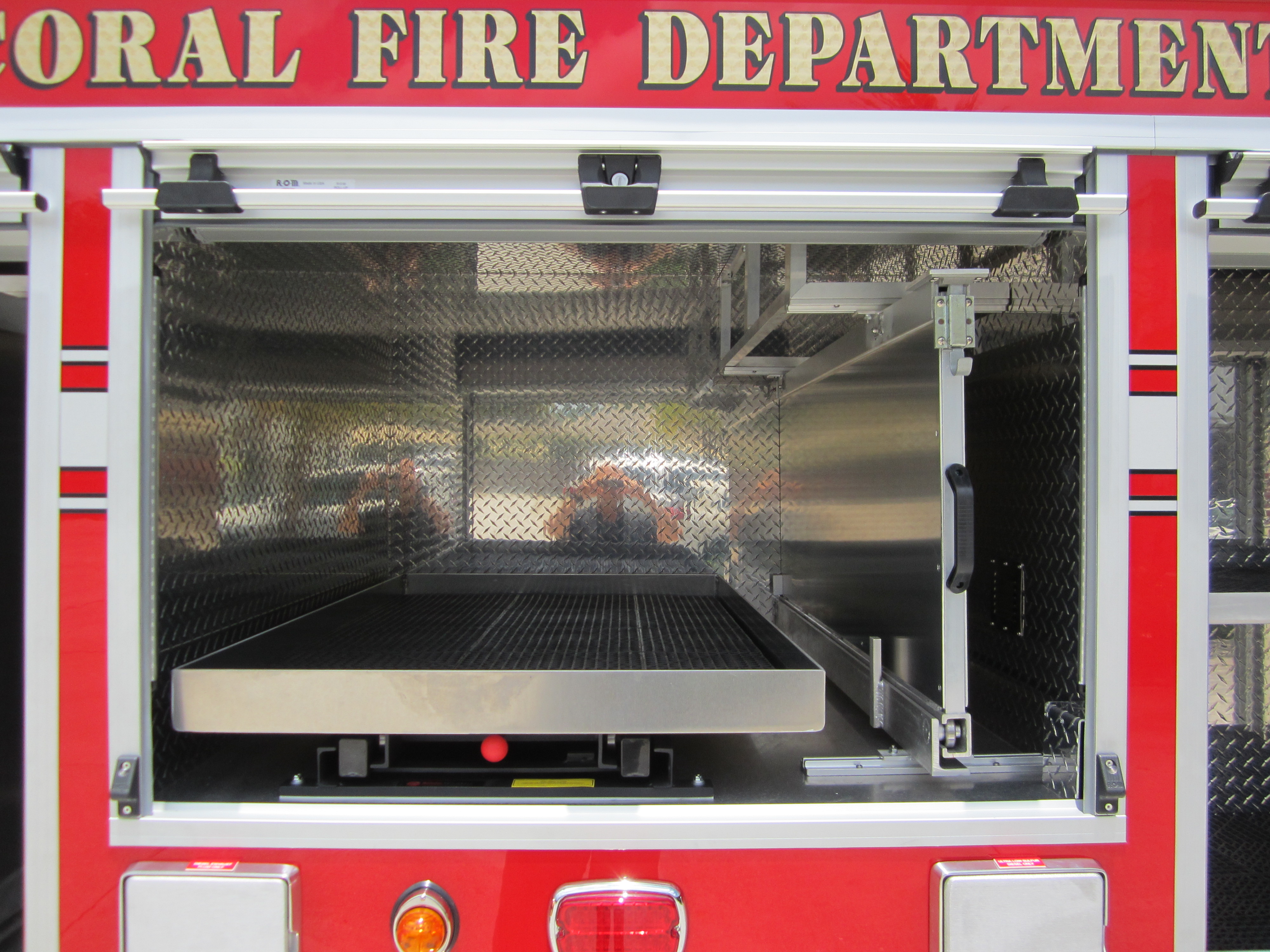 12-Ft. Non-Walk-In Light Duty Rescue