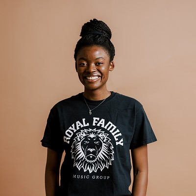 Olivia_Joelle_Studio_Portraits_3.3.23-13.jpg