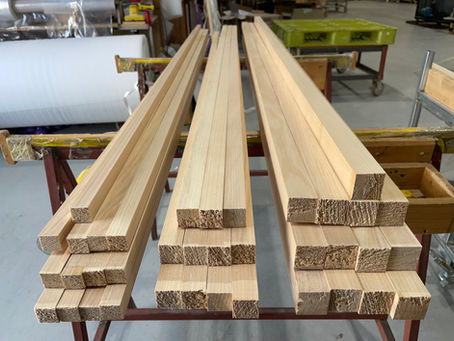 호주 소나무 (훞파인) 각재 작업