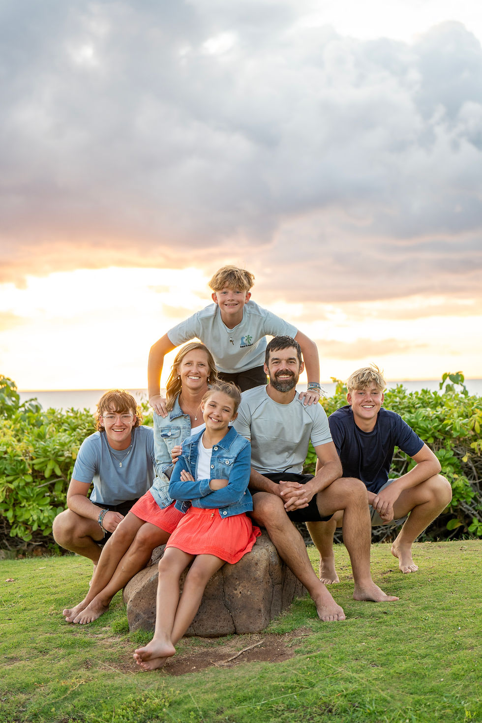 What Makes an Oahu Island Family Photographer Ideal for Vacation Memories