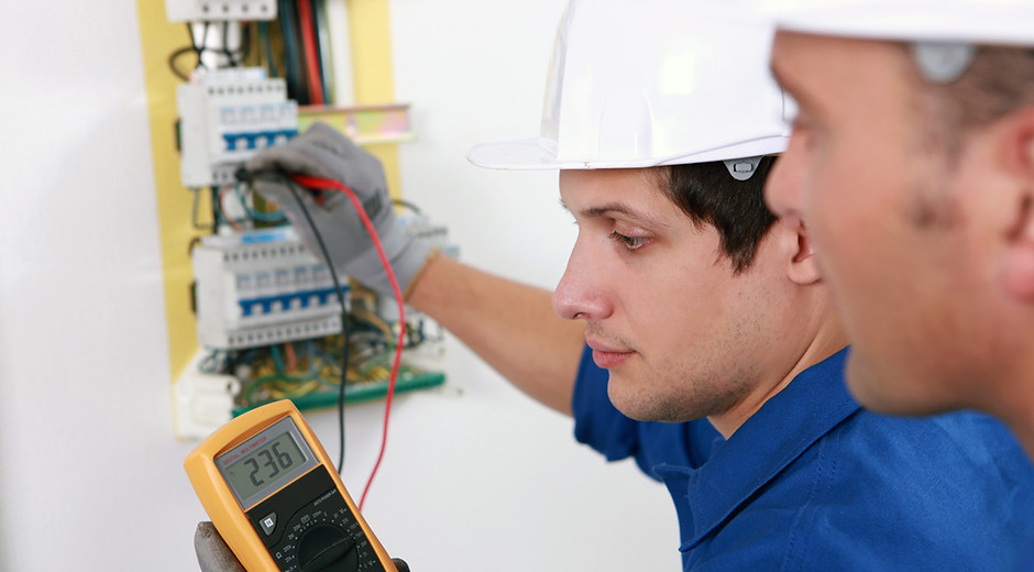 ELECTRICIAN_2.jpg
