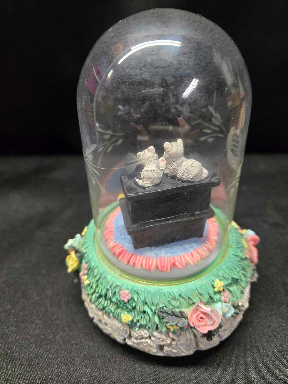 Thumbnail: Etched Glass Dome Wind-Up, Kittens playing Piano