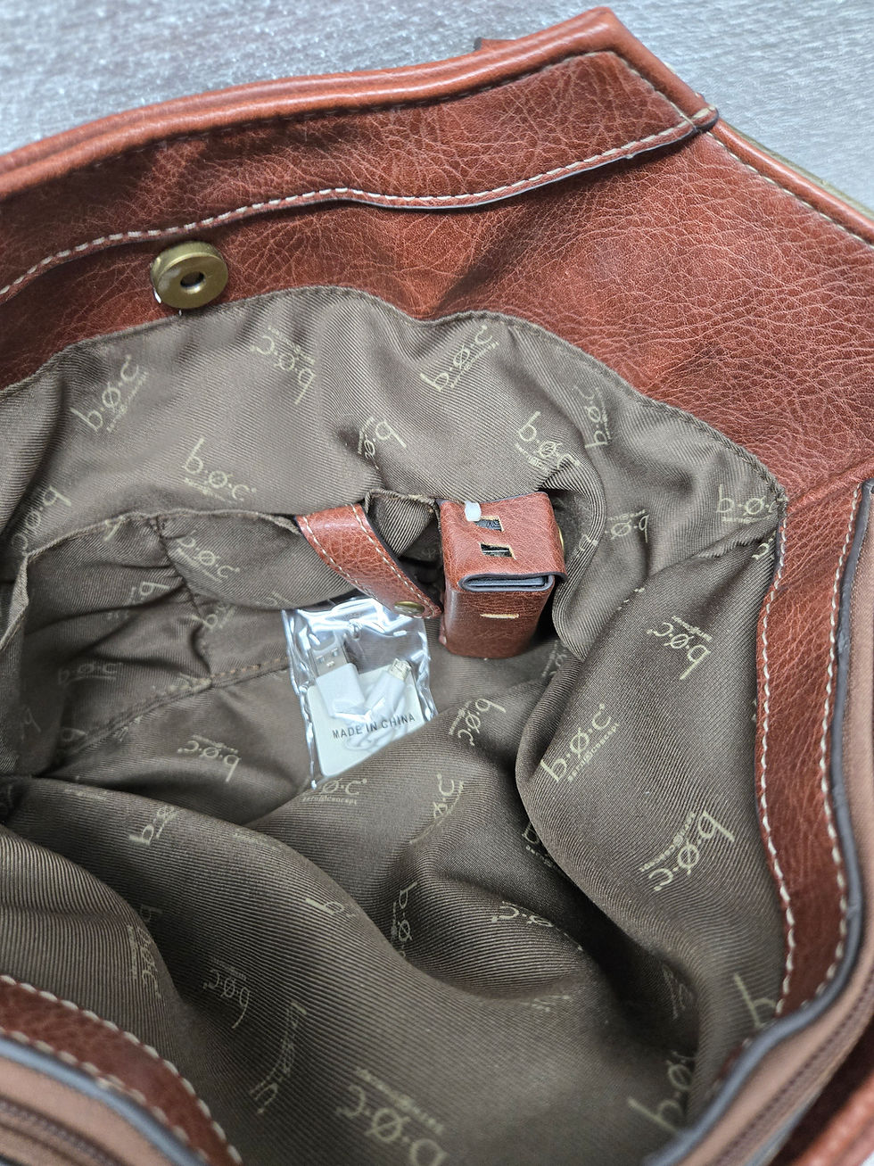 Thumbnail: BOC Leather Purse w/ Charger,  Color: Light Brown & Green