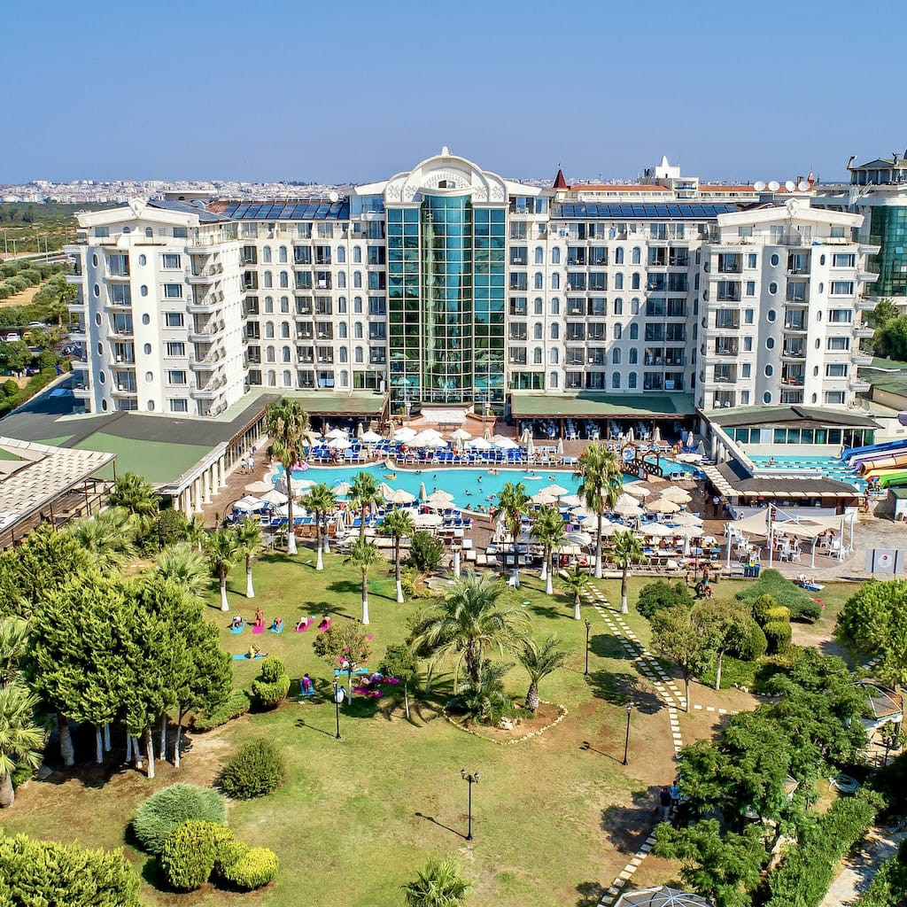 Laur Hotels Experience & Elegance | Doliclub
