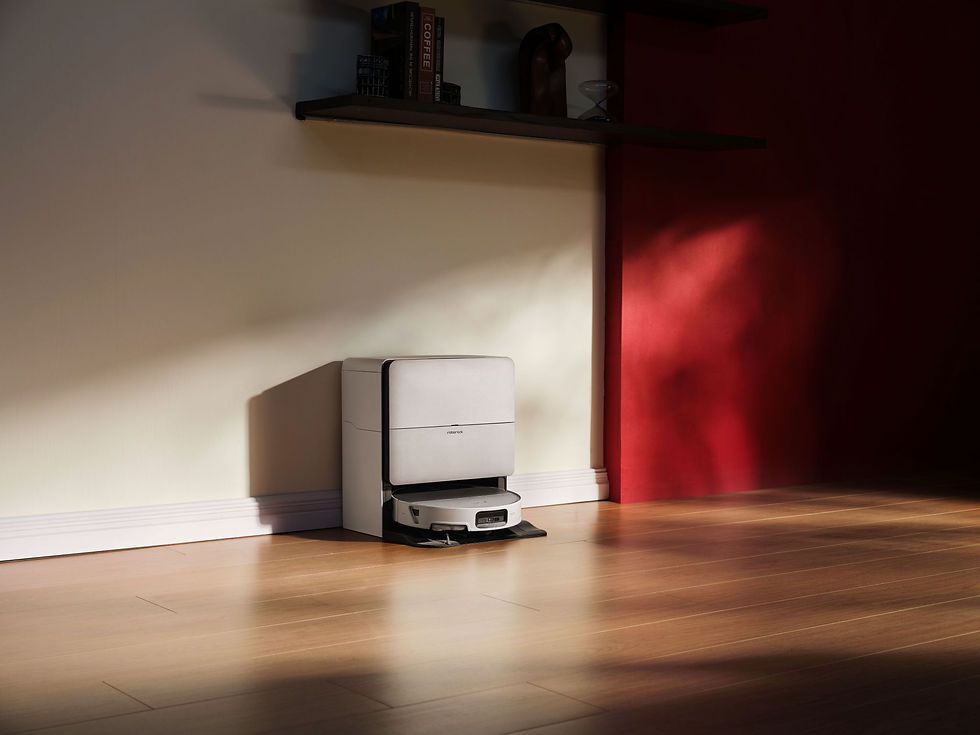  Roborock trang bị cho Saros 20 Sonic dock sạc thông minh với khả năng tự động giặt giẻ lau và vệ sinh đế dock bằng nước nóng lên đến 100°C