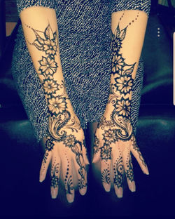 Traditional Henna