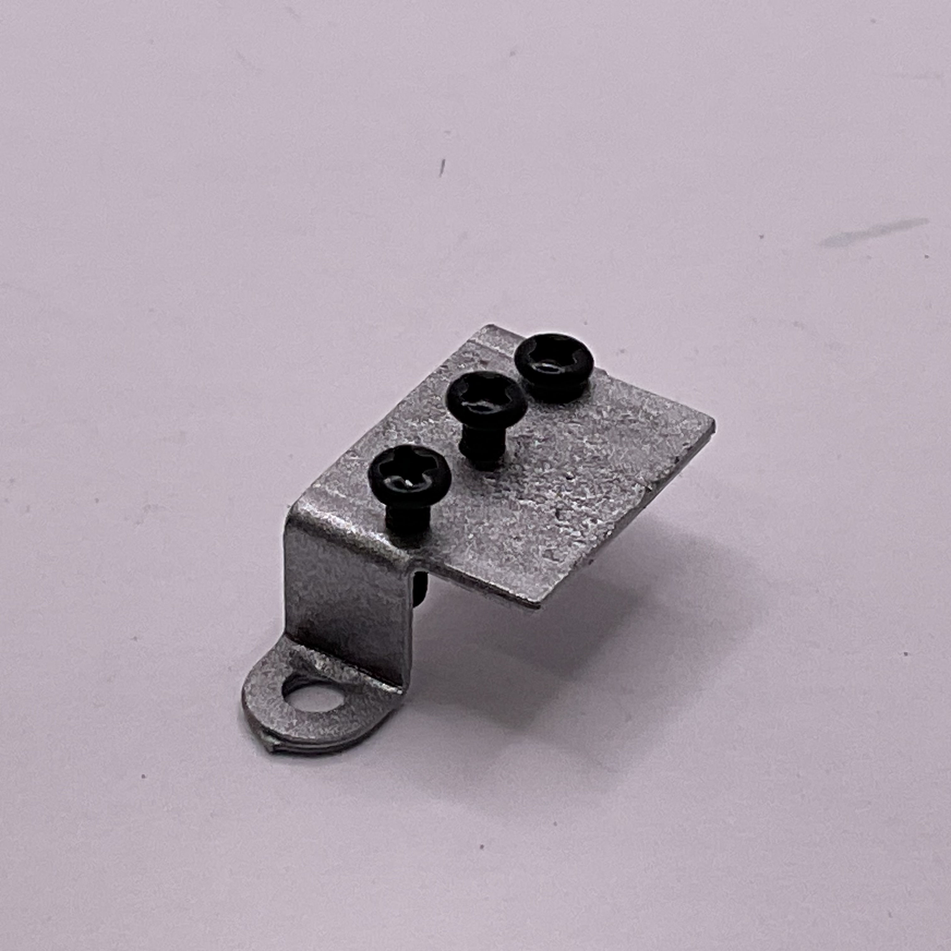 E8-9 Bracket, w/ 3 Screws, Silver