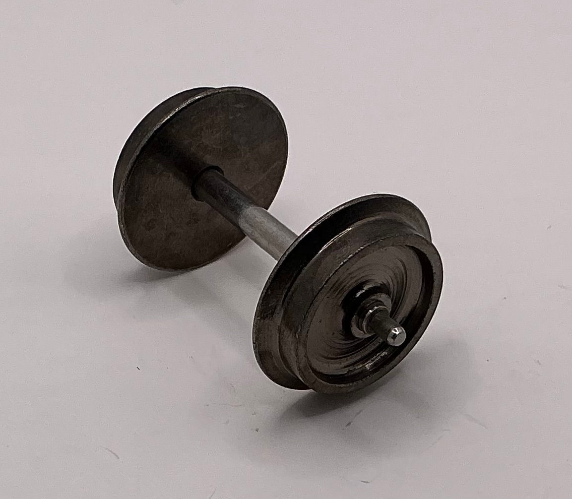 BB Tender Wheel & Axle, 3 Rail, Flanged, Anodized Black