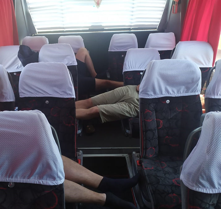 Tur otobüsü