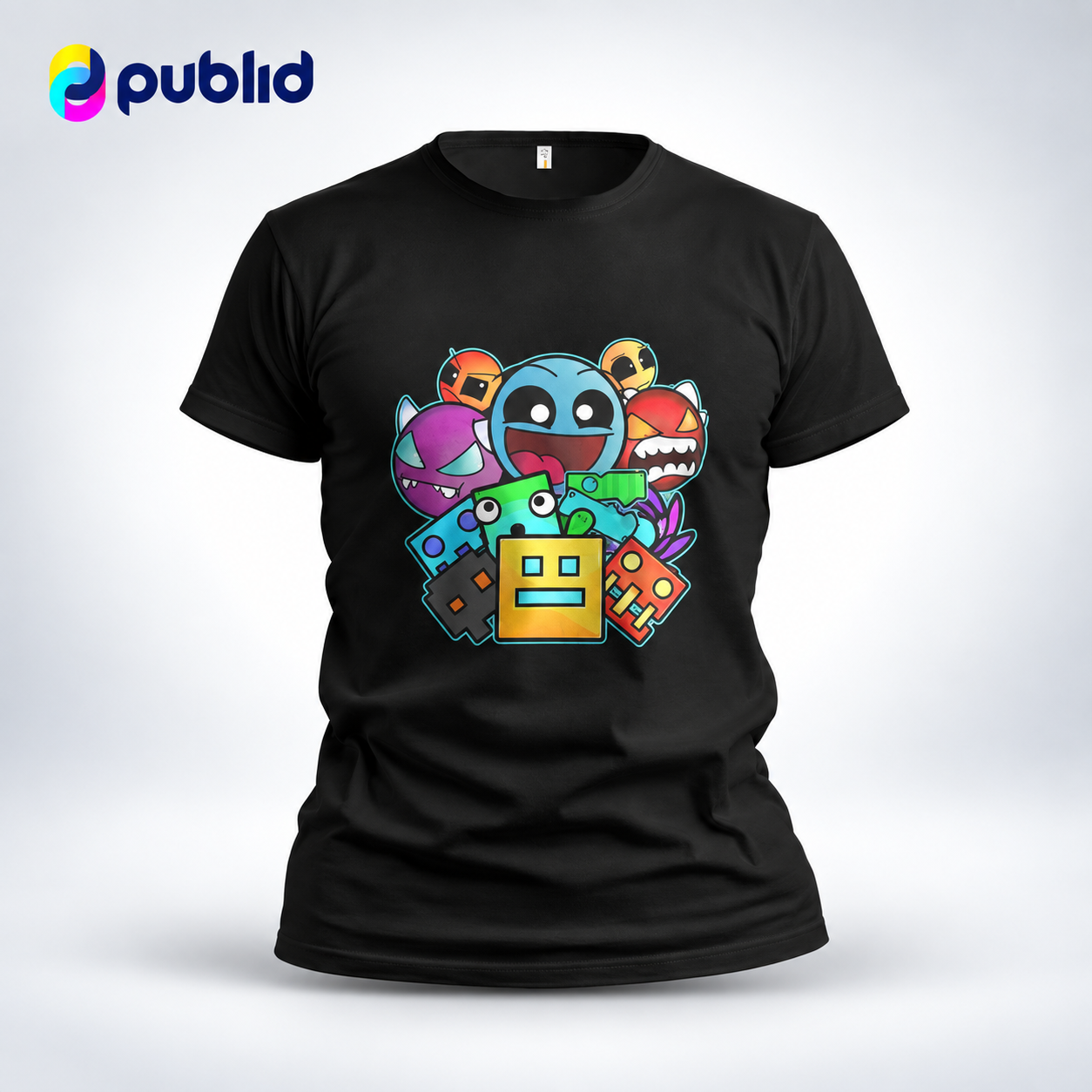 Camiseta negra personalizada con ilustración a todo color