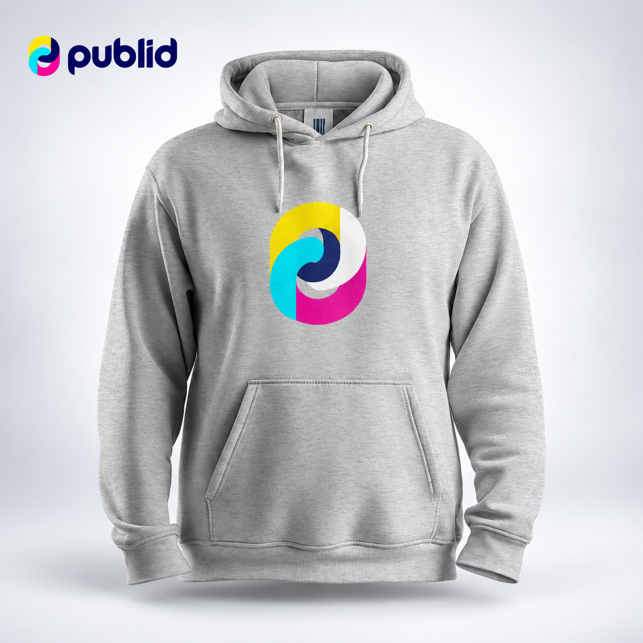 Sudadera gris con capucha personalizada con el isotipo de Publid