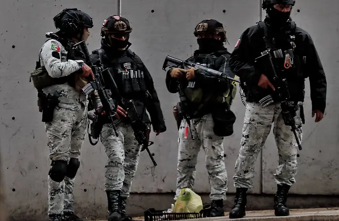 Alistan traslado al penal del Altiplano de Ruffo Appel y cómplices ligados al 'huachicol' ferroviario
