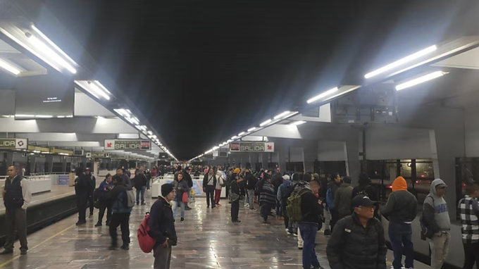 Ex reo aventó una mujer a las vías del metro Indios Verdes en CDMX