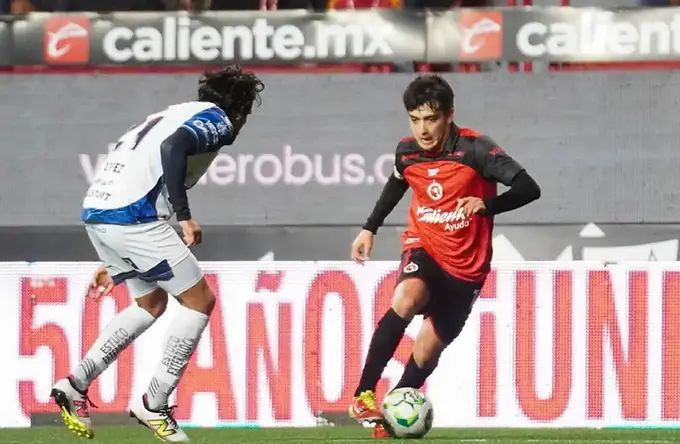 No es Gilberto Mora! El jugador más joven de la Liga MX