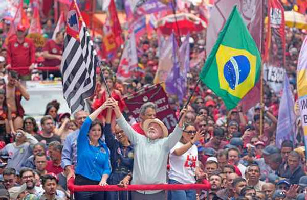 Hoy, elección presidencial en Brasil; Lula y Bolsonaro lideran preferencias