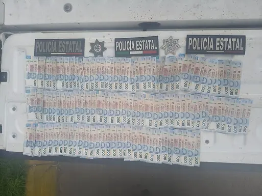 Detienen a un hombre en Edomex por intentar depositar 85 mil pesos con billetes falsos