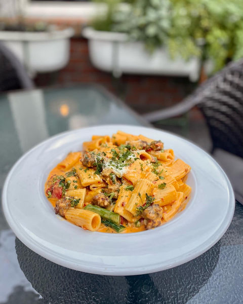 best italian restuarant american dinner rochester, ny pittsford special private event venue monroe's summer outdoor dining 