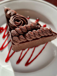 best italian restuarant american dinner rochester, ny pittsford special private event venue monroe's summer outdoor dining dessert