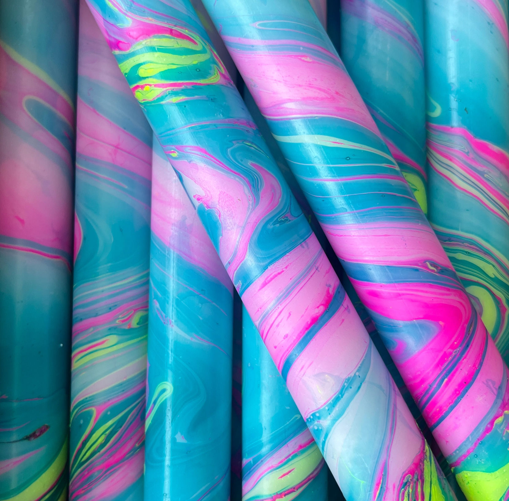 Neon Sea Single Candle