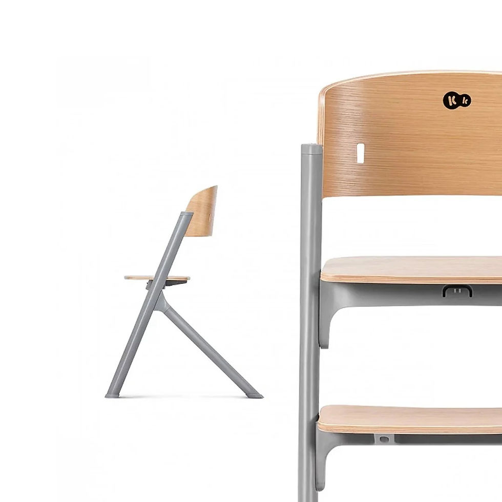 Miniatura: Detalle del respaldo ajustable y reposapiés ergonómico de la Livy Kinderkraft.