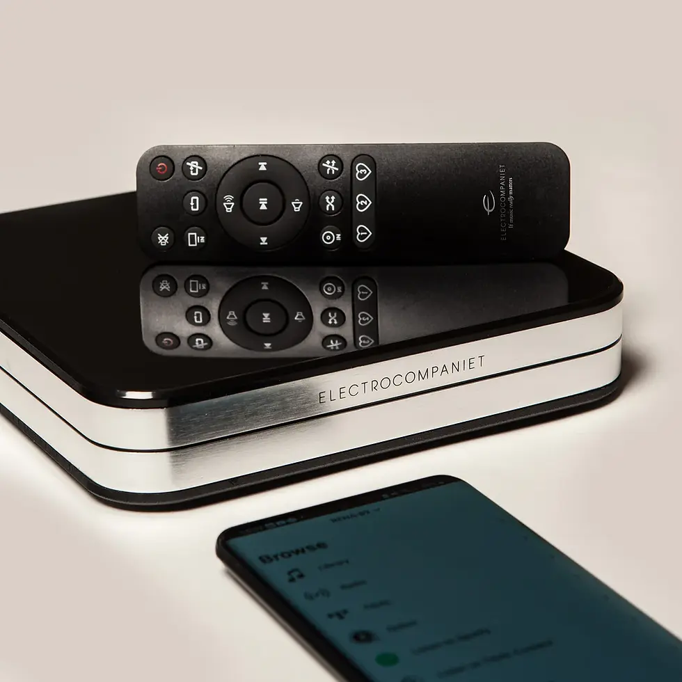 Electrocompaniet RENA S2 Wireless Streamer framsida med kontroll