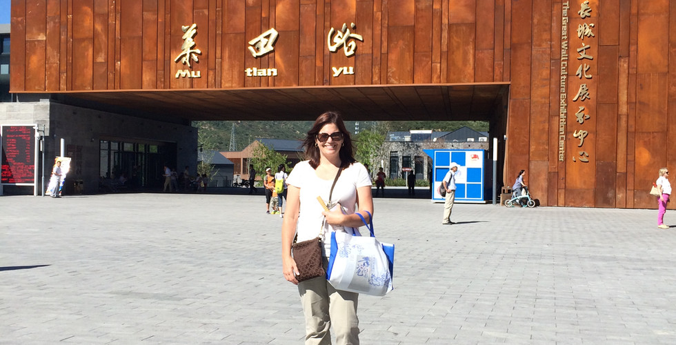 Des Moines branding photographer - Calli Tuggle Photography - woman standing in front of the Great Wall of China