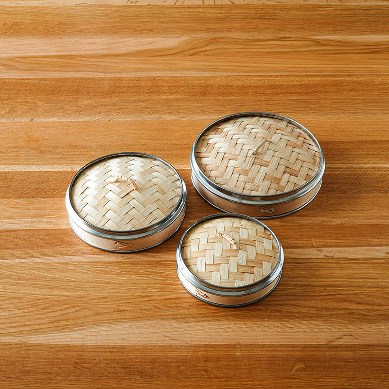 Miniature : Paniers en bambou avec bordure en acier inoxydable