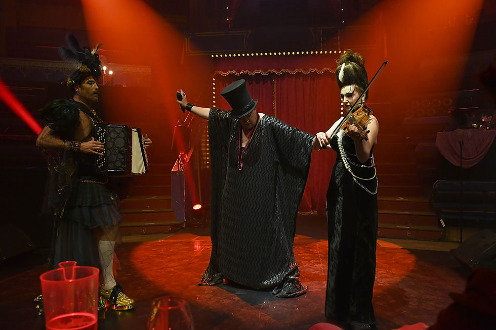 la barbichette cabaret // tournée