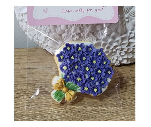 Bunch of purple flowers