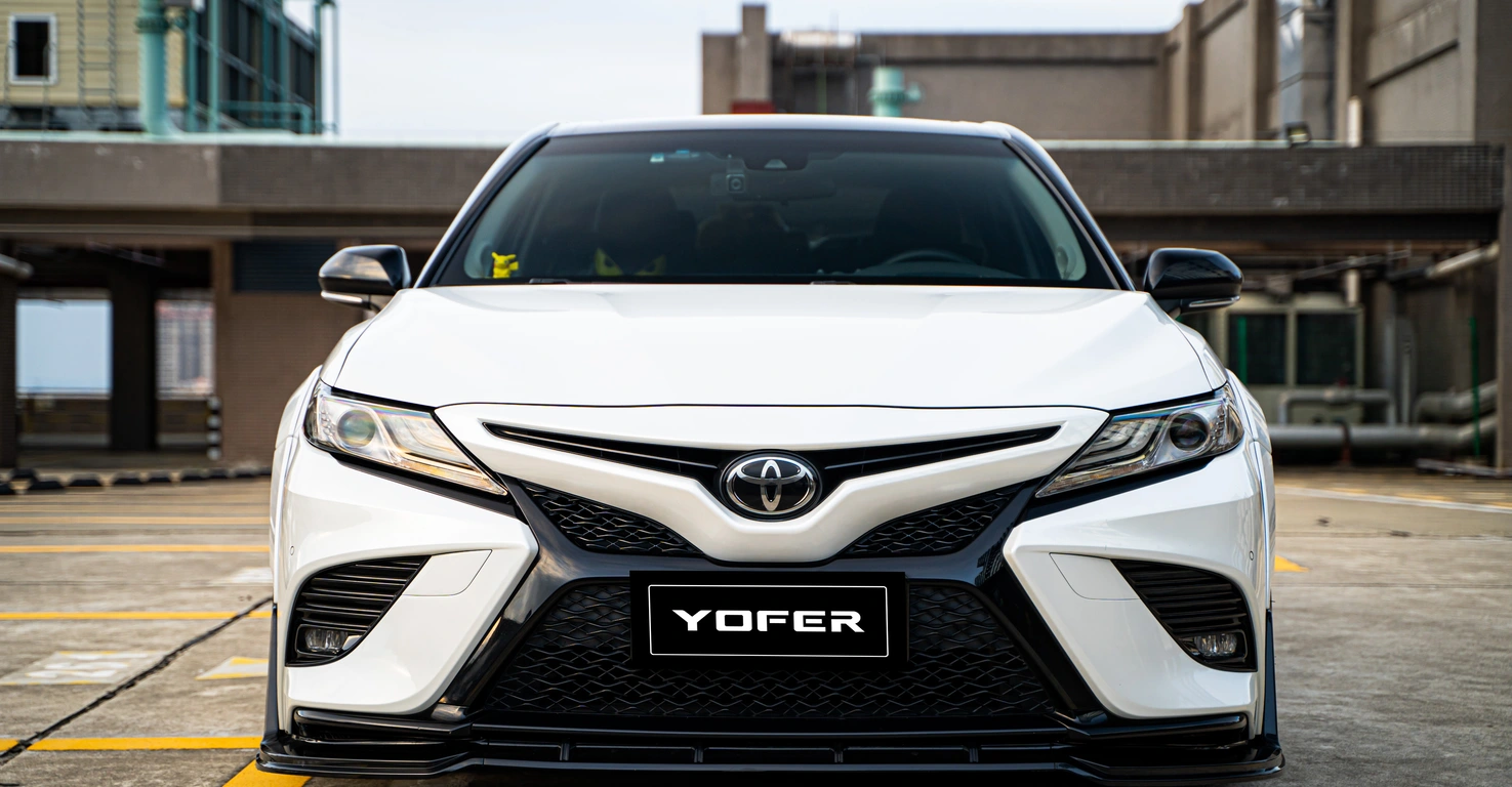 Toyota Camry 2018 Body Kit Front Close View