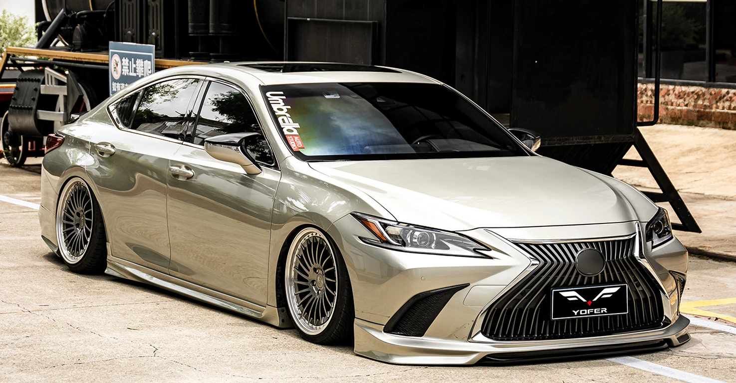 Lexus ES 2019 Body Kit Front Lip