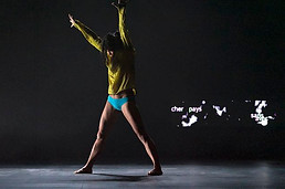 © Marc Domage - Nuée au Théâtre de Nîmes DSC00025.jpeg