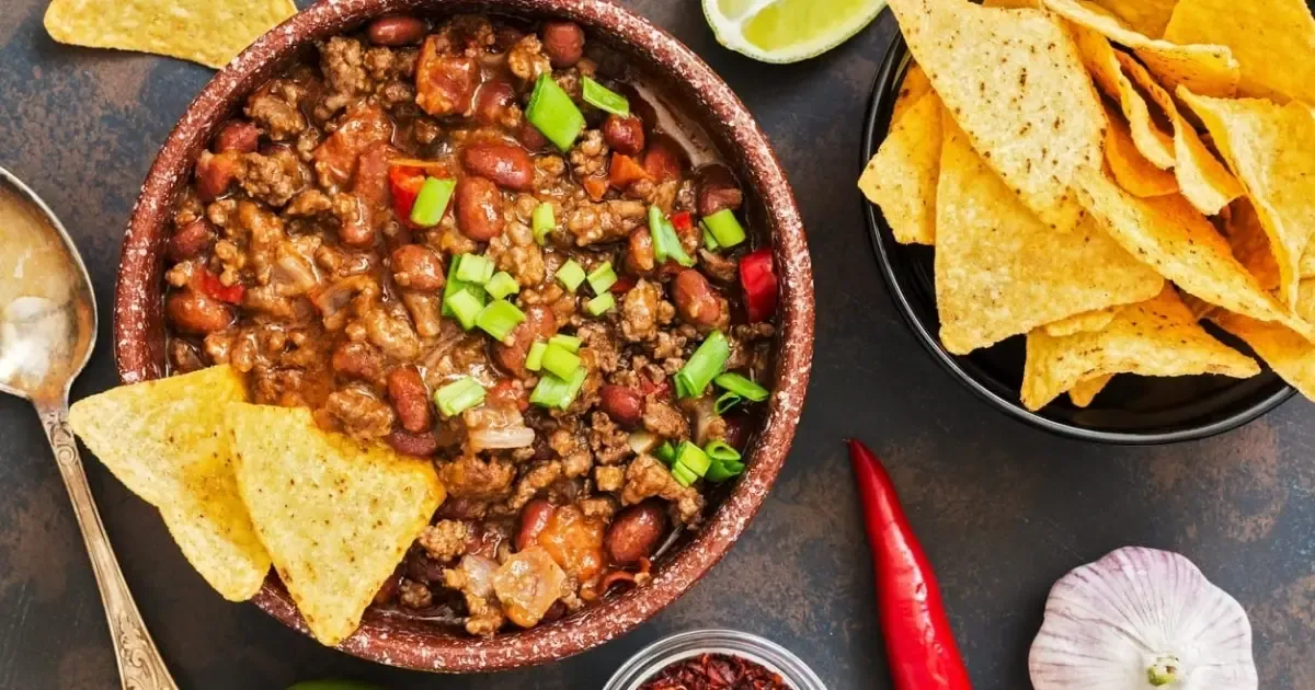 YOKET kıymalı chili