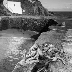 THE HARBOUR COTTAGE,PORTHGAIN i