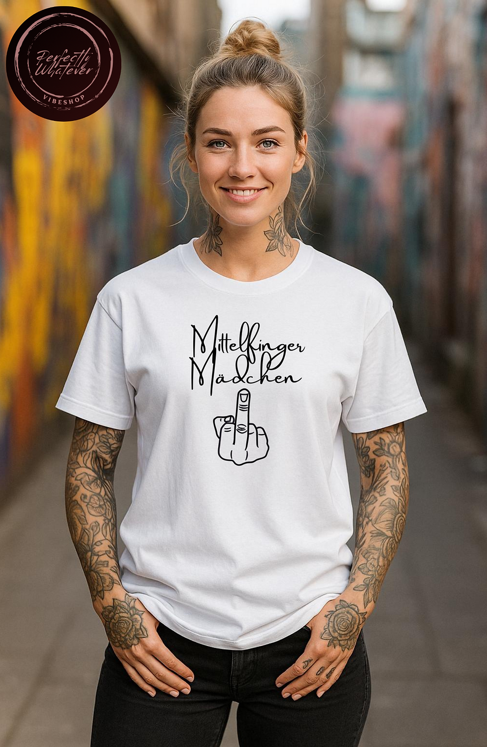weißes Unisex T-Shirt Vorderansicht mit frechem Spruch Mittelfinger Mädchen